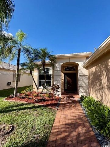 13231 NW 12th St, Pembroke Pines, FL 33028