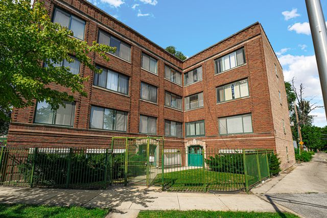 8008 S Ridgeland Avenue 2A, Chicago, IL 60617