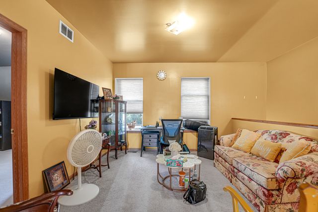 8008 S Ridgeland Avenue 2A, Chicago, IL 60617