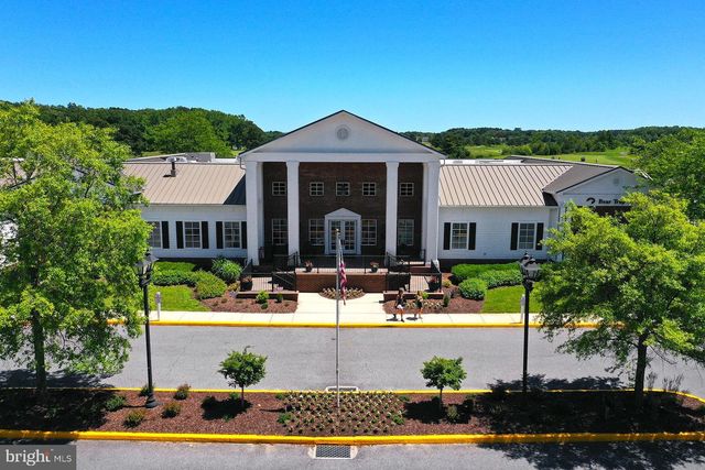 8 VILLAGE GREEN DR, Ocean View, DE 19970