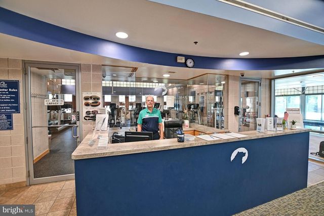 8 VILLAGE GREEN DR, Ocean View, DE 19970