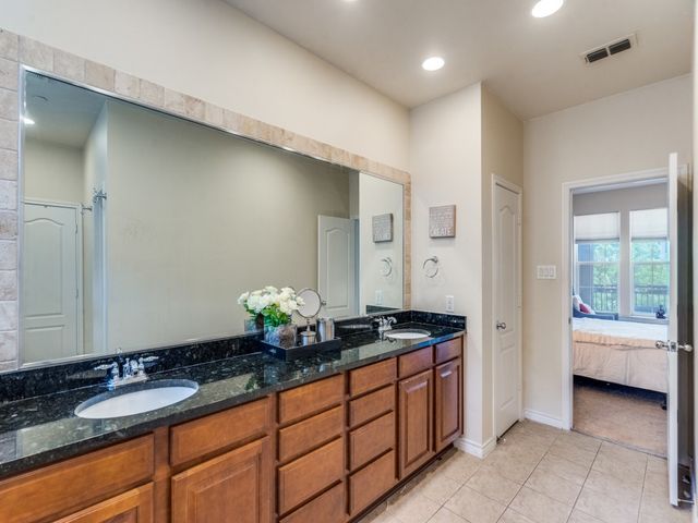 15711 Spectrum Drive 80, Addison, TX 75001