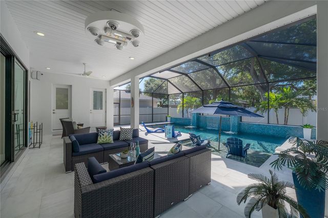 1910 W NORTH B STREET, Tampa, FL 33606