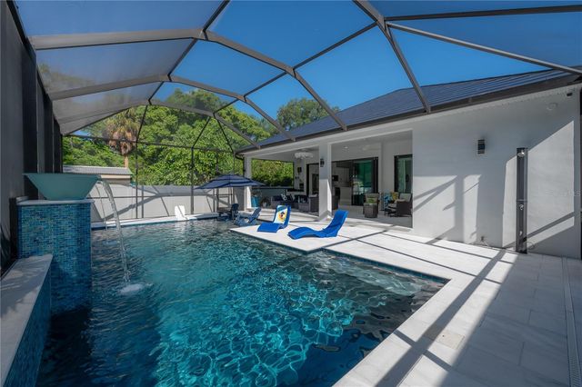 1910 W NORTH B STREET, Tampa, FL 33606