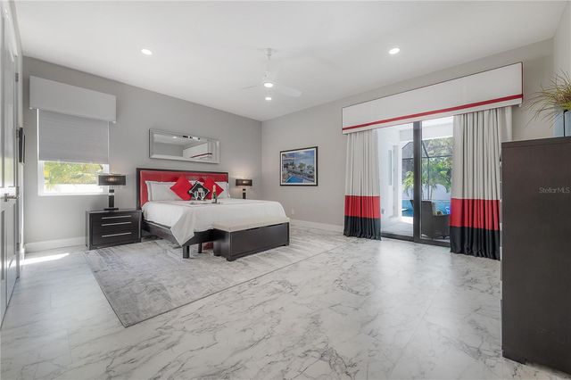 1910 W NORTH B STREET, Tampa, FL 33606