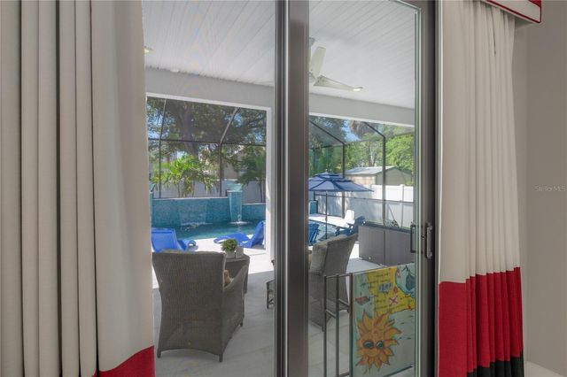 1910 W NORTH B STREET, Tampa, FL 33606