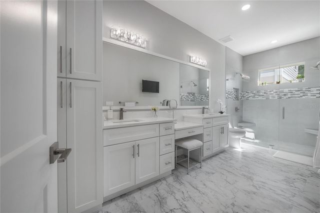 1910 W NORTH B STREET, Tampa, FL 33606