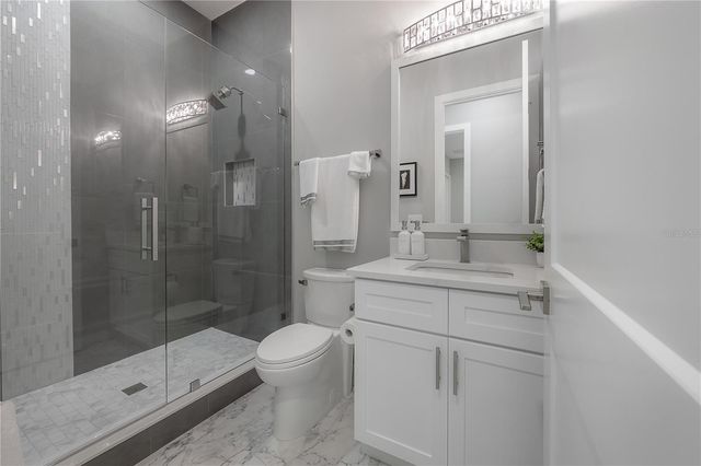 1910 W NORTH B STREET, Tampa, FL 33606