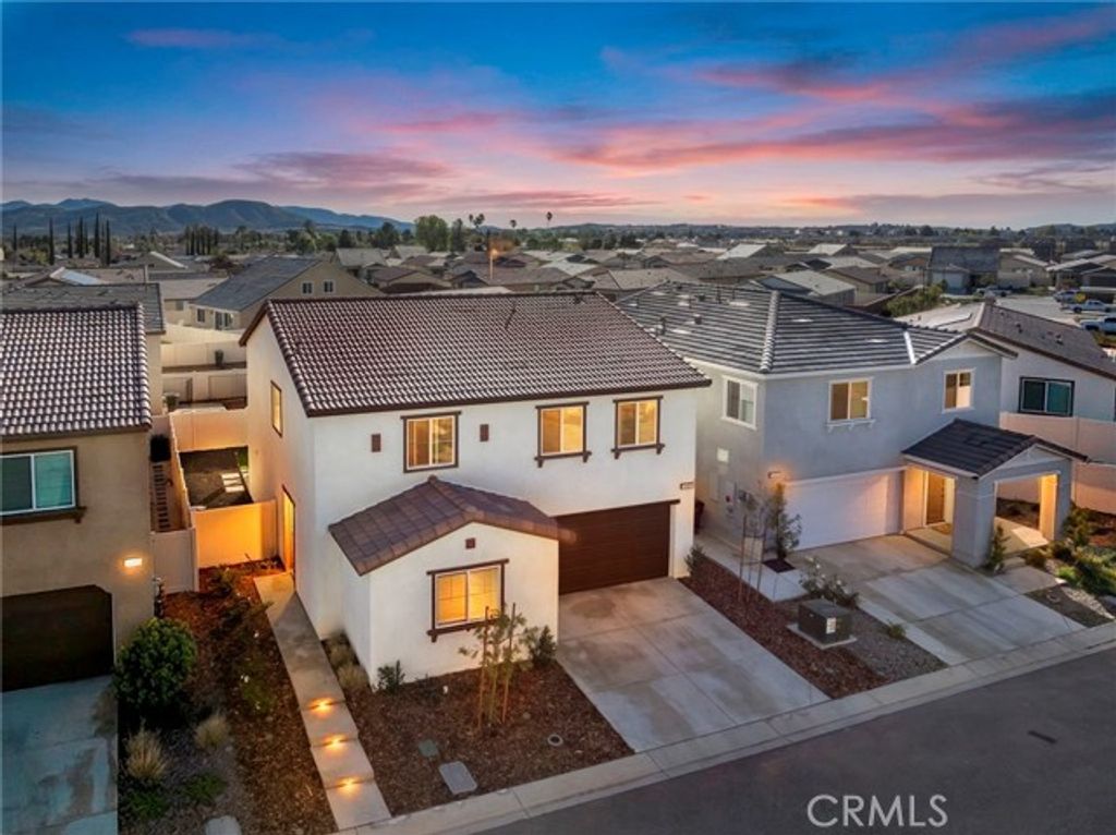 1489 Goldenbrush Way, Banning, CA 92220