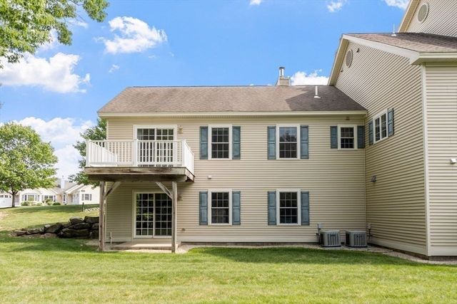 25 Flagstone Way 25, Windham, NH 03087