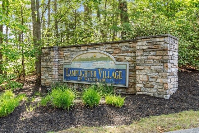 25 Flagstone Way 25, Windham, NH 03087