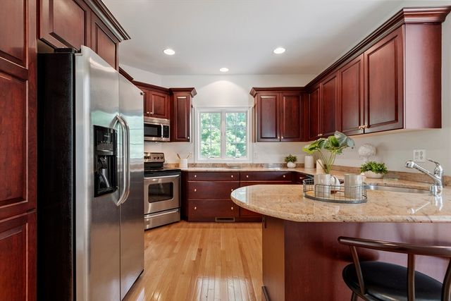 25 Flagstone Way 25, Windham, NH 03087