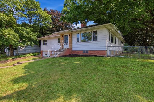 509 Earl Street, Eau Claire, WI 54701