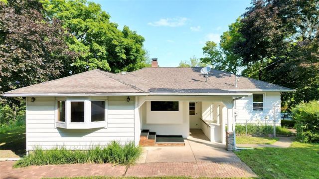 509 Earl Street, Eau Claire, WI 54701