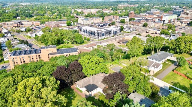 509 Earl Street, Eau Claire, WI 54701