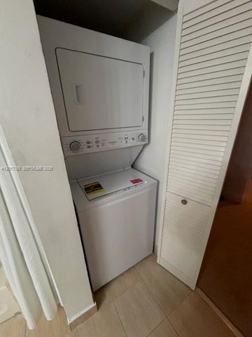 1750 N Bayshore Dr 4506, Miami, FL 33132