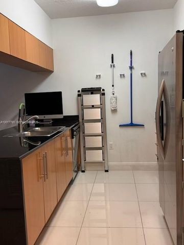 1750 N Bayshore Dr 4506, Miami, FL 33132
