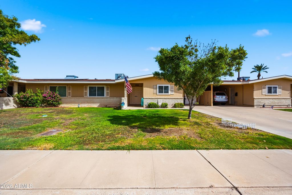 10306 W AUDREY Drive, Sun City, AZ 85351 — exterior