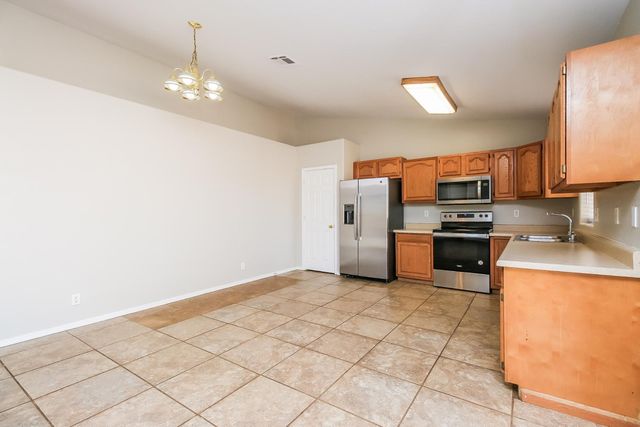 1860 S Moreno Drive, Apache Junction, AZ 85120