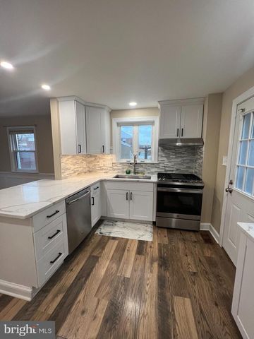 6 ALFRED AVE, Wilmington, DE 19805