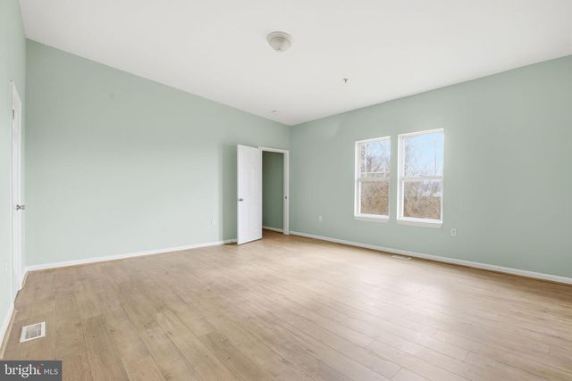 1405 HOWARD RD SE, Washington, DC 20020