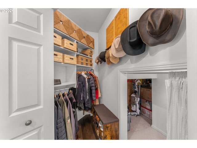 22195 CHELAN Loop, West Linn, OR 97068