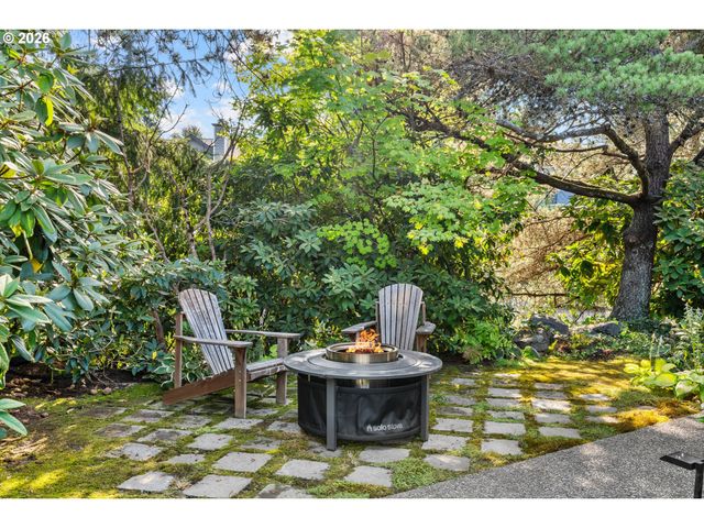 22195 CHELAN Loop, West Linn, OR 97068