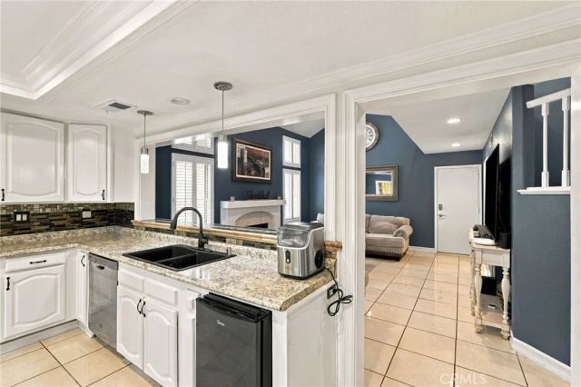 3348 Amy, Corona, CA 92882