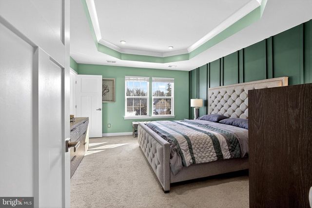 2047 RIVERS DR, Newark, DE 19702