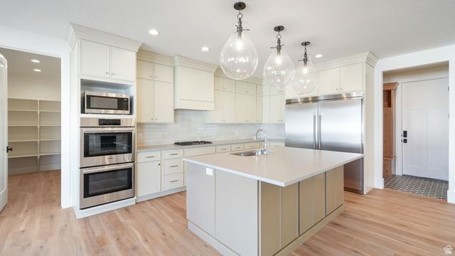 51 E CARTER DR, Lehi, UT 84043