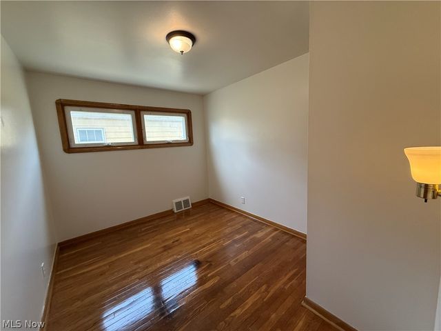 17201 Martha Road, Cleveland, OH 44135