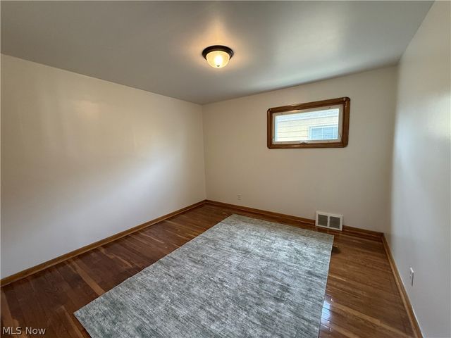 17201 Martha Road, Cleveland, OH 44135