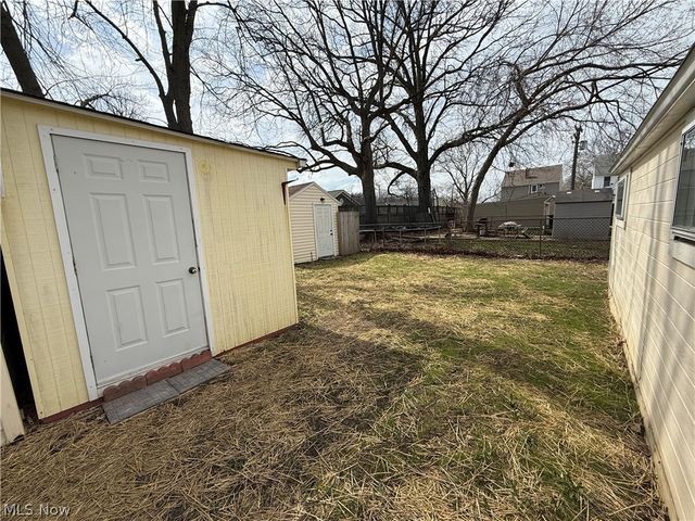 17201 Martha Road, Cleveland, OH 44135