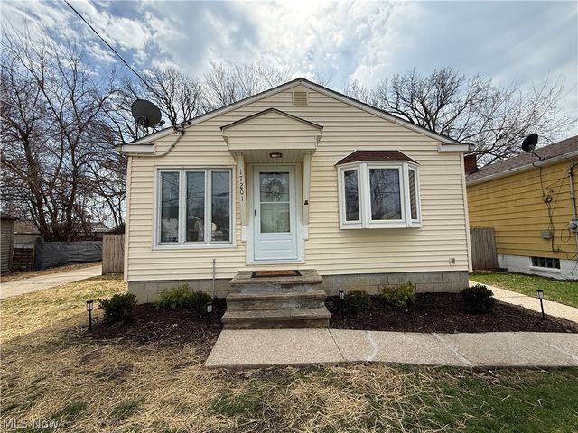 17201 Martha Road, Cleveland, OH 44135