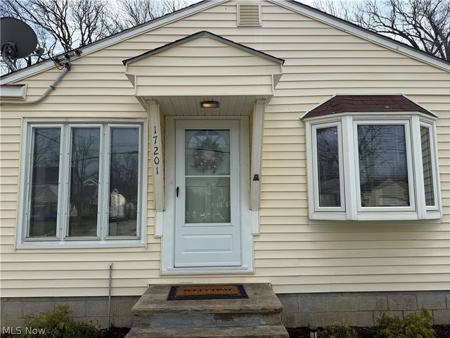 17201 Martha Road, Cleveland, OH 44135
