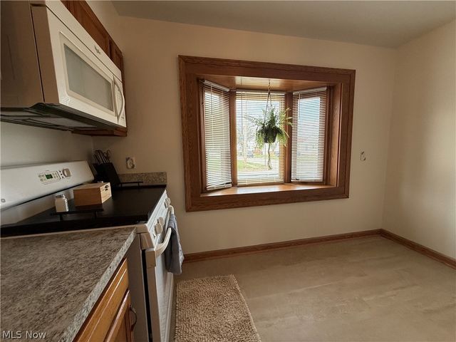 17201 Martha Road, Cleveland, OH 44135
