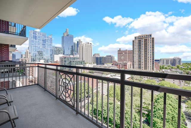 5 E 14th Place 1204, Chicago, IL 60605