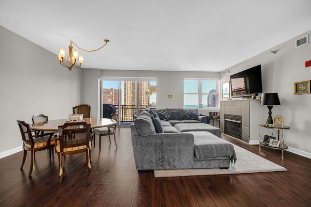 5 E 14th Place 1204, Chicago, IL 60605