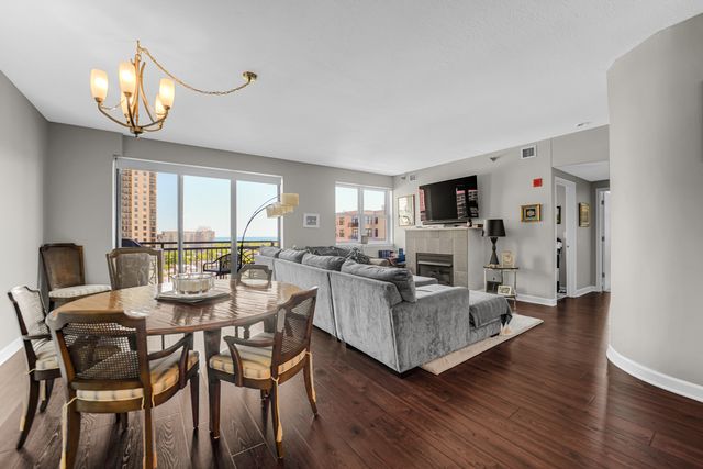 5 E 14th Place 1204, Chicago, IL 60605