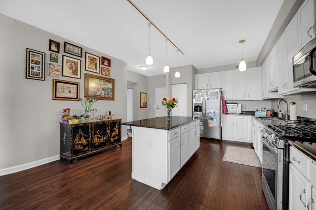 5 E 14th Place 1204, Chicago, IL 60605