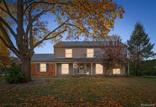 4603 Hedgewood Drive, Bloomfield Hills, MI 48301