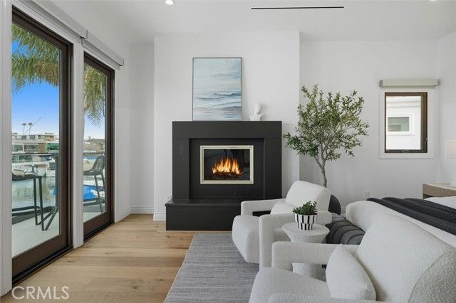 3 Linda Isle, Newport Beach, CA 92660