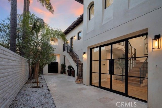 3 Linda Isle, Newport Beach, CA 92660