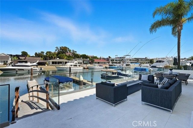 3 Linda Isle, Newport Beach, CA 92660