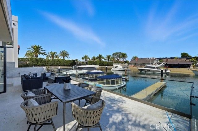 3 Linda Isle, Newport Beach, CA 92660