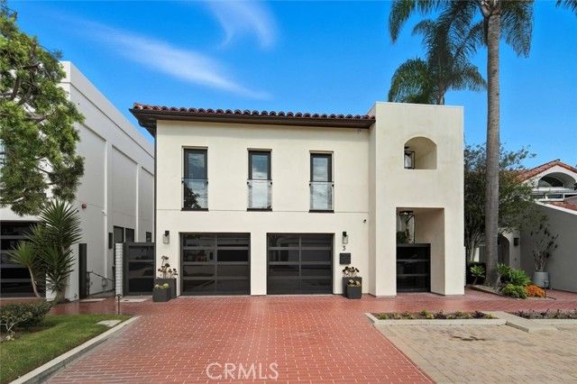 3 Linda Isle, Newport Beach, CA 92660