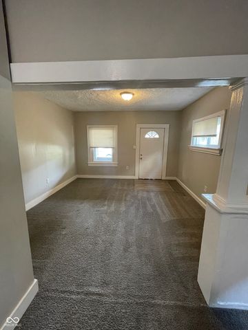 4212 E Washington Street, Indianapolis, IN 46201