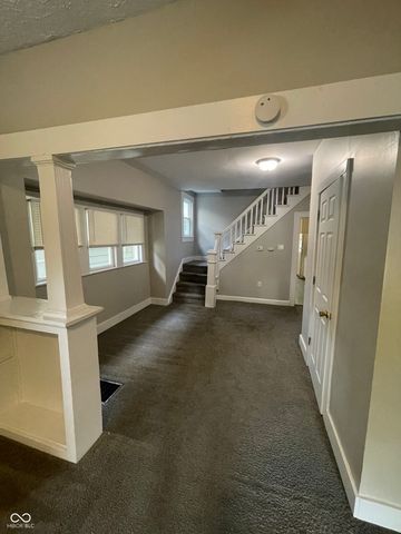 4212 E Washington Street, Indianapolis, IN 46201