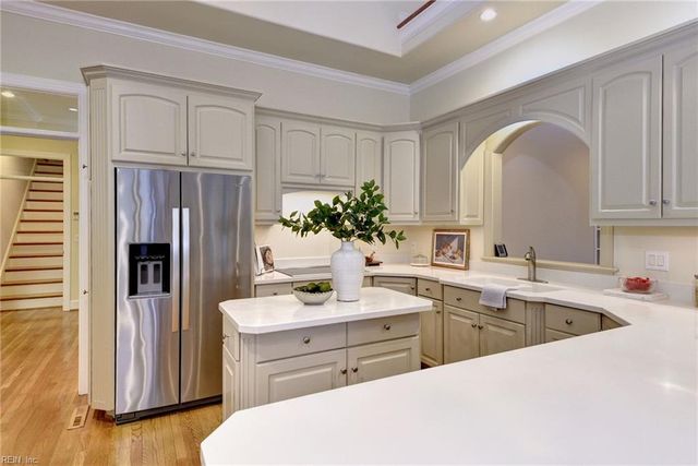 224 Sir Thomas Lunsford DR, Williamsburg, VA 23185