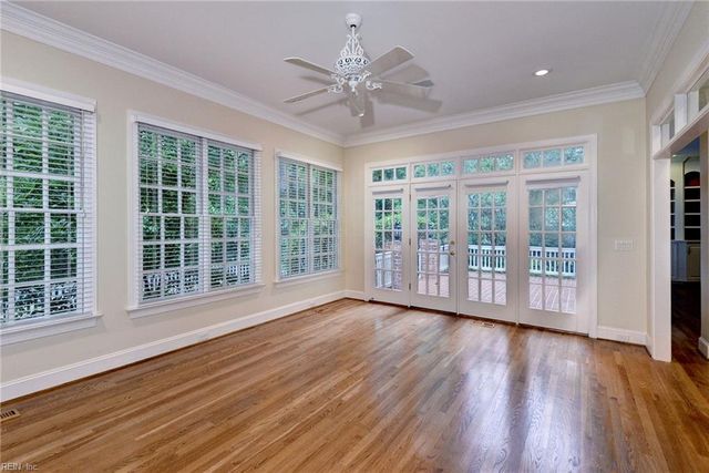 224 Sir Thomas Lunsford DR, Williamsburg, VA 23185